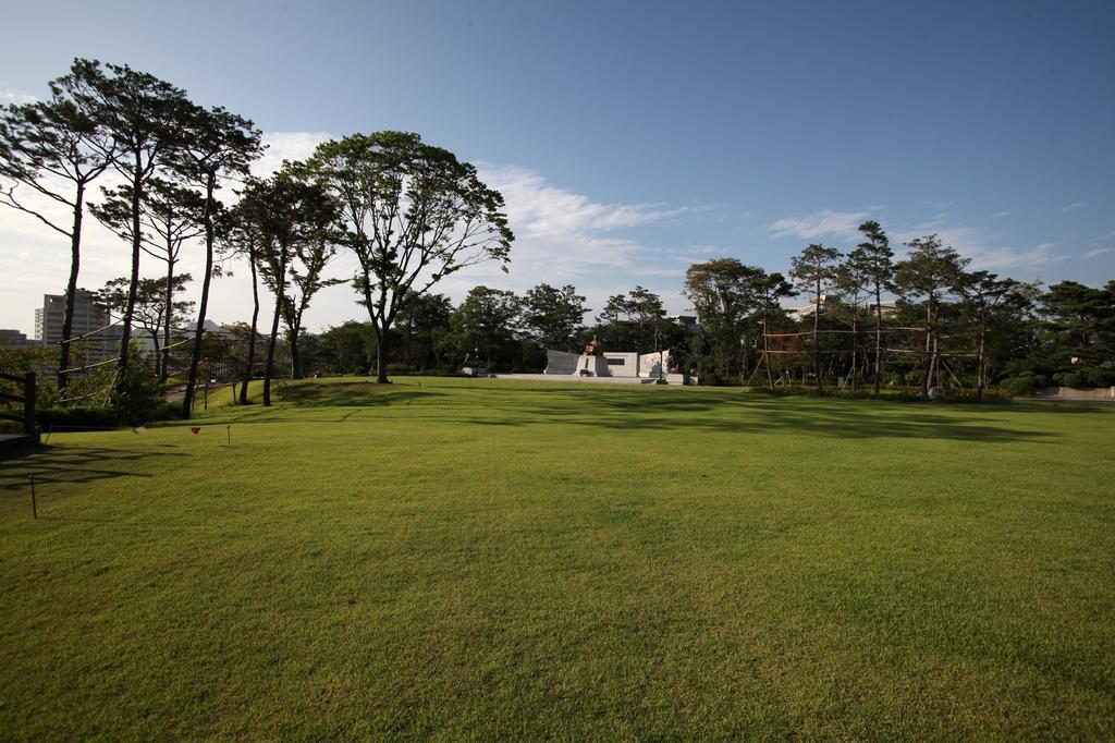 K-pop Station Hotel