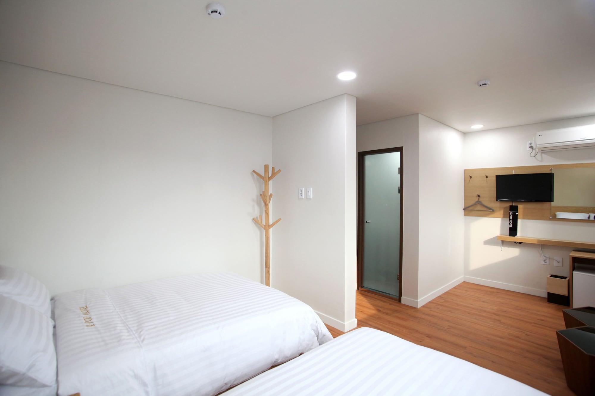 Hotel K-pop Station