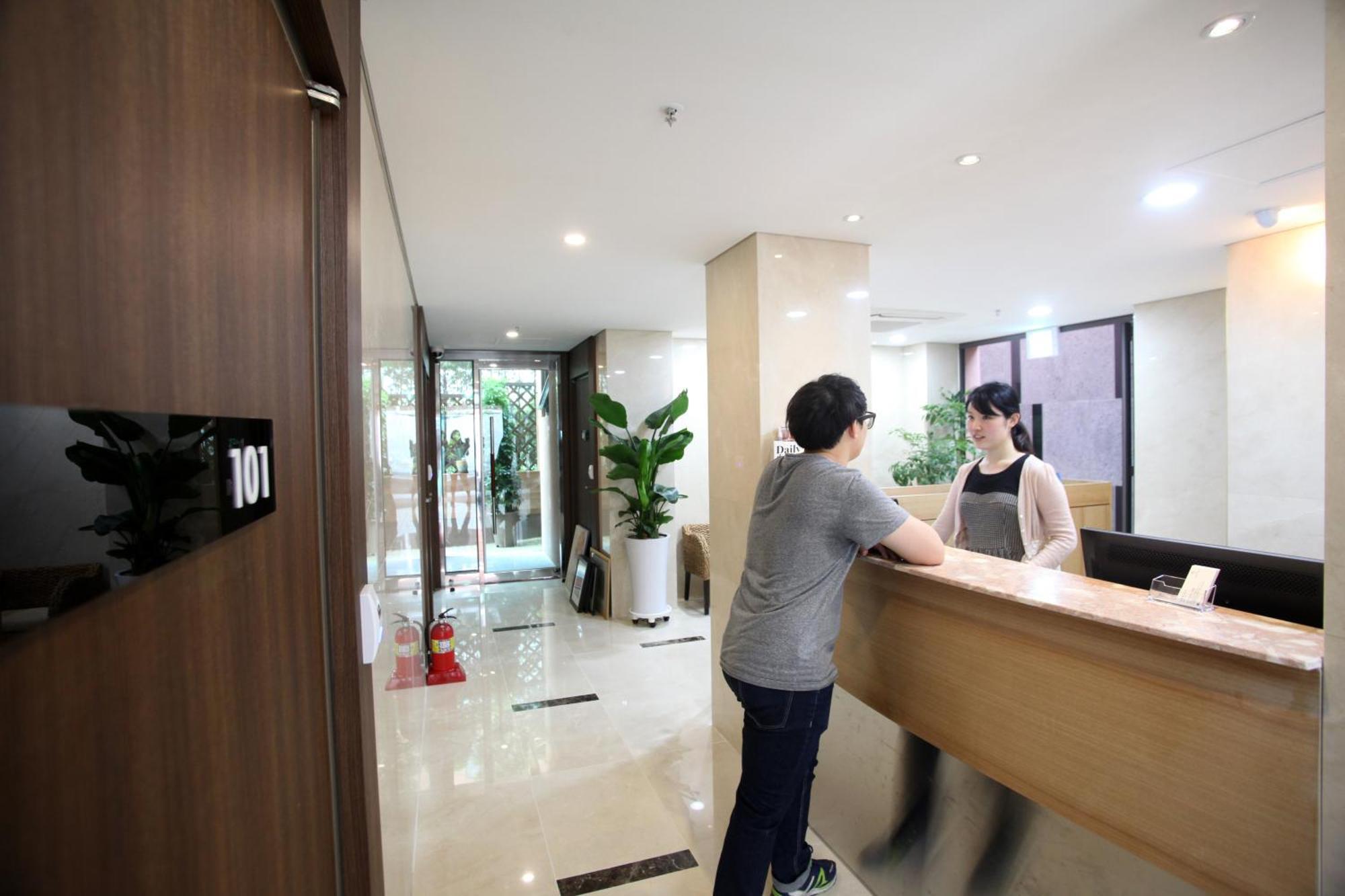 Hotel K-pop Station 3*